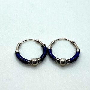 VTG Sterling Blue Enamel Ball Accent Small Hoop Earrings .6”